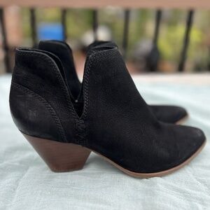 Frye Reina Black Suede Cutout Ankle Booties 9.5B